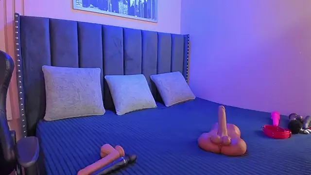 Snapshot of ashlye_miller_ chatting on 09.12.25 ashlye miller online show from 09.12.25