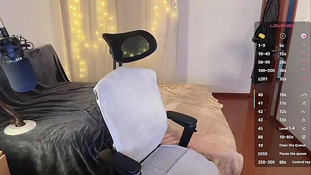 liliwang03 online show from 01.19.26