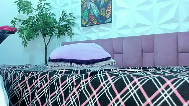 Hellen Sky online show from 03.01.25