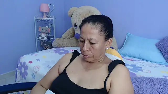 mature martina online show from 02.23.25