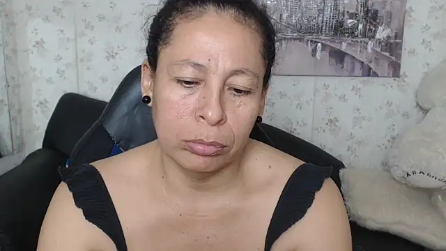 Snapshot of mature_martina chatting on 06.09.26 mature martina online show from 06.09.26
