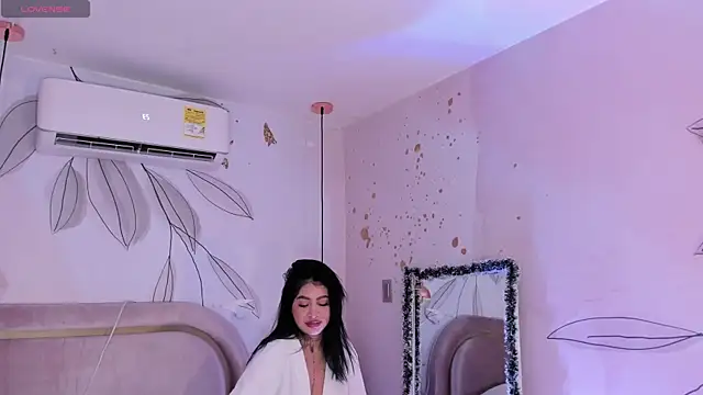 Snapshot of JESYSOZ23_ chatting on 01.06.25 JESYSOZ23 online show from 01.06.25