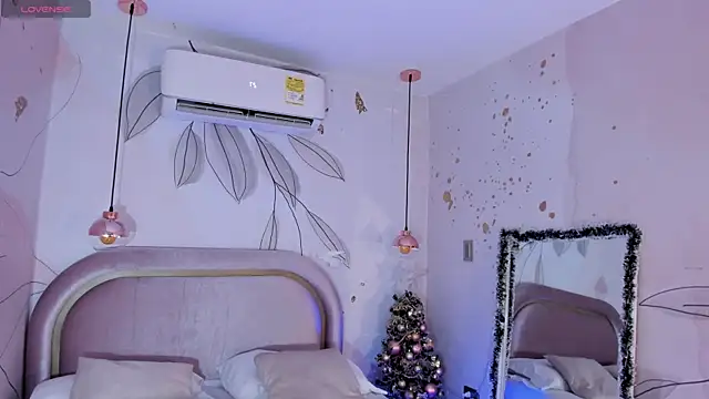 Snapshot of JESYSOZ23_ chatting on 01.15.25 JESYSOZ23 online show from 01.15.25