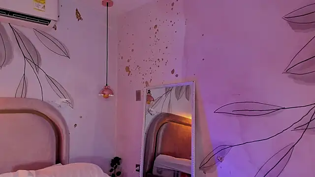 Snapshot of JESYSOZ23_ chatting on 01.24.25 JESYSOZ23 online show from 01.24.25