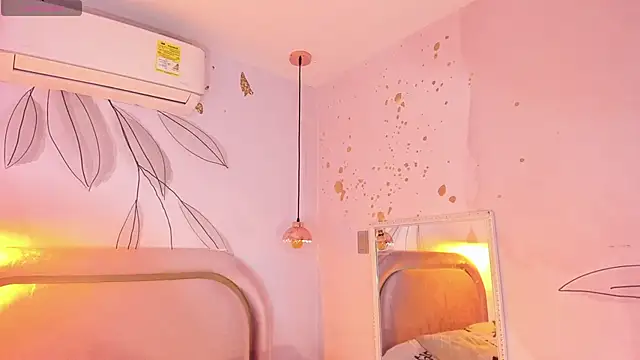 Snapshot of JESYSOZ23_ chatting on 03.22.25 JESYSOZ23 online show from 03.22.25