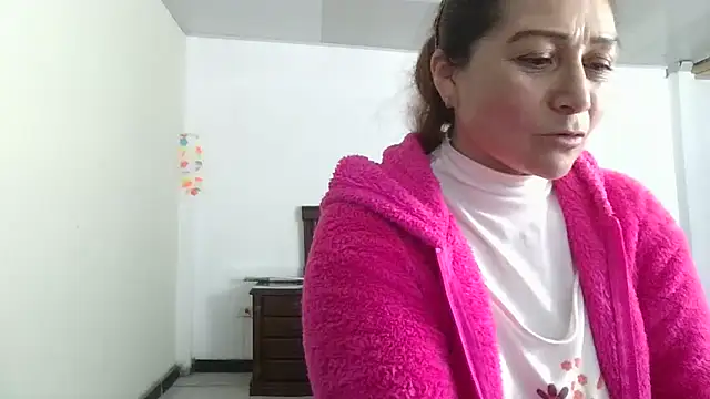 Snapshot of ruby-milf1 chatting on 12.04.24 ruby-milf1 online show from 12.04.24