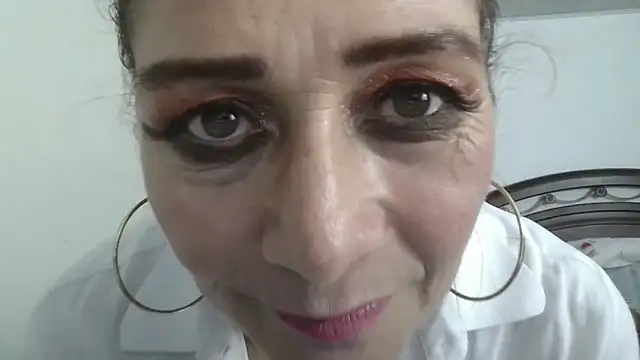 Snapshot of ruby-milf1 chatting on 12.19.24 ruby-milf1 online show from 12.19.24