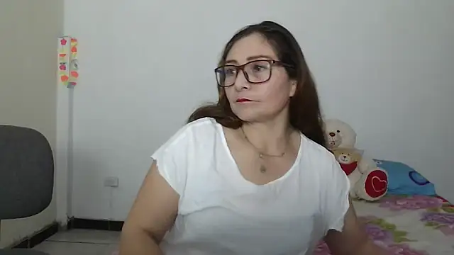 Snapshot of ruby-milf1 chatting on 02.18.25 ruby-milf1 online show from 02.18.25