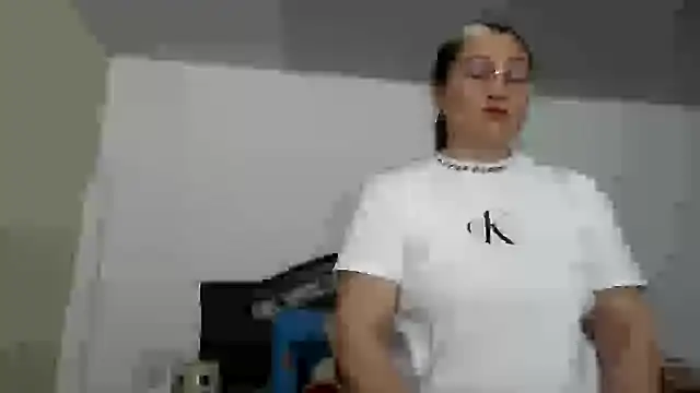 Snapshot of ruby-milf1 chatting on 09.23.25 ruby-milf1 online show from 09.23.25