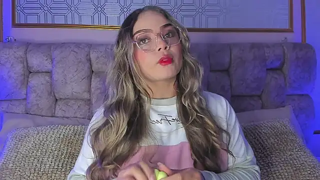 AnnyLopezz  online show from 02.04.25