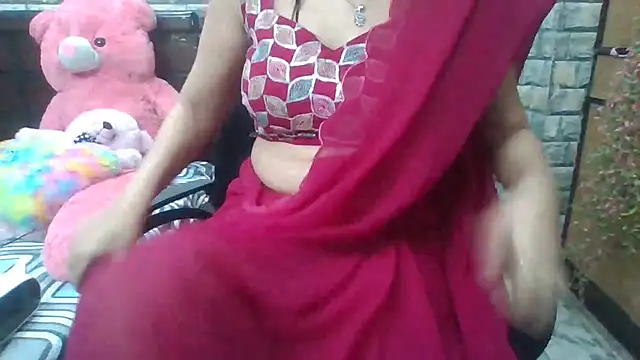 Snapshot of Sexy_iknoor chatting on 02.25.25 Sexy iknoor online show from 02.25.25