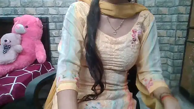 Snapshot of Sexy_iknoor chatting on 09.28.25 Sexy iknoor online show from 09.28.25