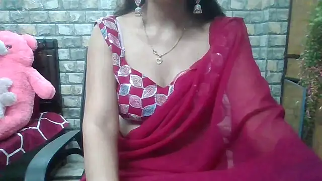 Snapshot of Sexy_iknoor chatting on 09.29.25 Sexy iknoor online show from 09.29.25