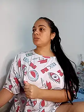 Snapshot of MEGAN_X0XX chatting on 12.15.24 MEGAN X0XX online show from 12.15.24