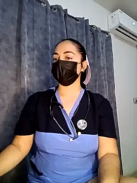 Snapshot of MEGAN_X0XX chatting on 12.14.25 MEGAN X0XX online show from 12.14.25