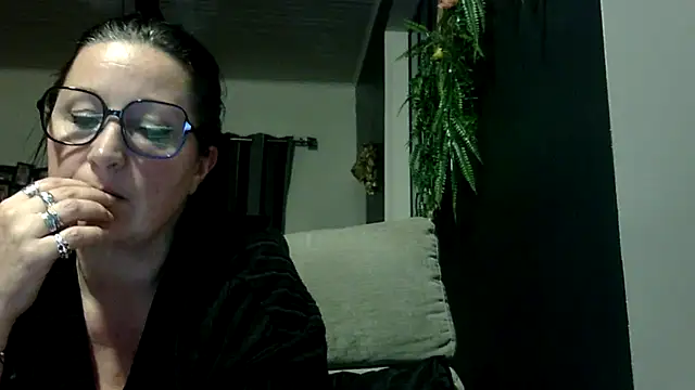 feline27 online show from 02.21.26