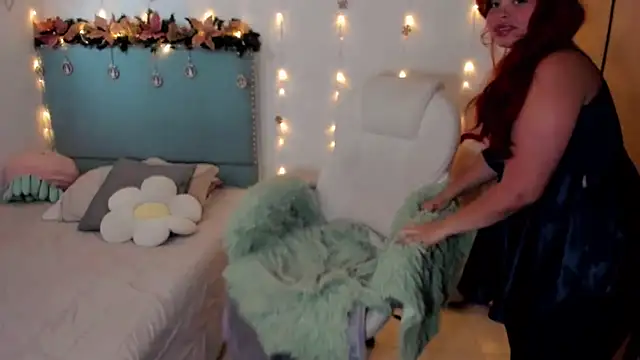 damn that booty online show from 12.18.25