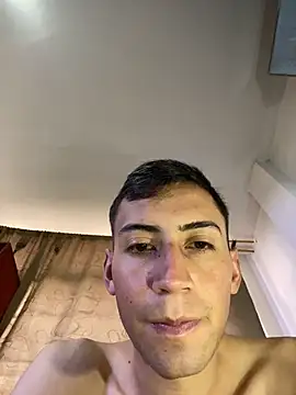 Snapshot of vpn1000 chatting on 11.29.25 vpn1000 online show from 11.29.25