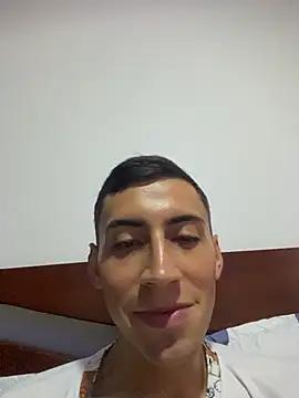 Snapshot of vpn1000 chatting on 12.02.25 vpn1000 online show from 12.02.25