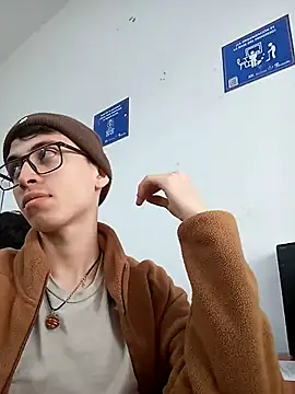 Snapshot of Norehg chatting on 02.13.25 Norehg online show from 02.13.25