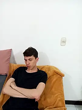 Snapshot of Norehg chatting on 02.17.25 Norehg online show from 02.17.25