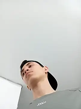 Snapshot of Norehg chatting on 02.19.25 Norehg online show from 02.19.25