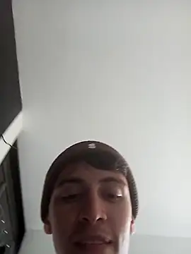 Snapshot of Norehg chatting on 02.23.25 Norehg online show from 02.23.25