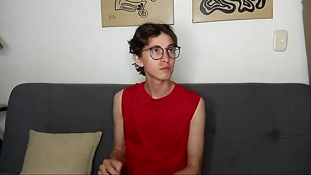 Snapshot of Norehg chatting on 09.14.25 Norehg online show from 09.14.25