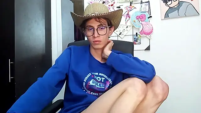 Snapshot of Norehg chatting on 09.16.25 Norehg online show from 09.16.25