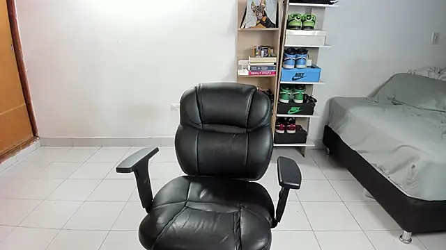 imtonny19 online show from 10.16.25