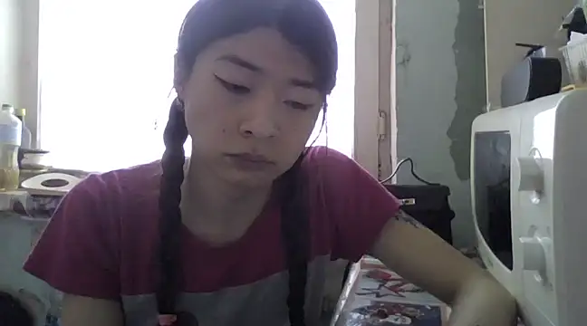 CarlyJoy online show from 02.17.25