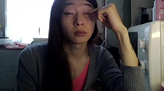 CarlyJoy online show from 03.08.25