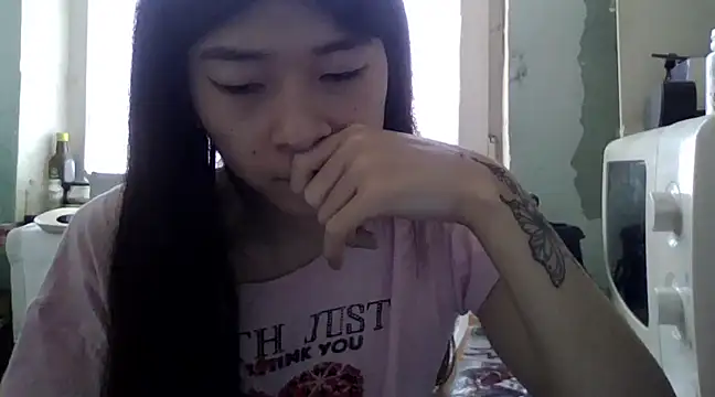 CarlyJoy online show from 03.13.25