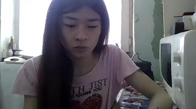 CarlyJoy online show from 03.20.25