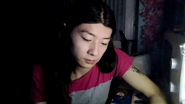 CarlyJoy online show from 10.15.25