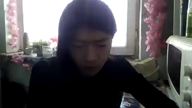 CarlyJoy online show from 10.29.25