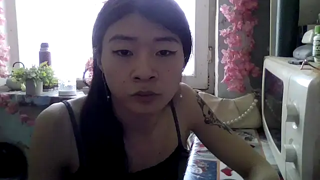 CarlyJoy online show from 03.04.26