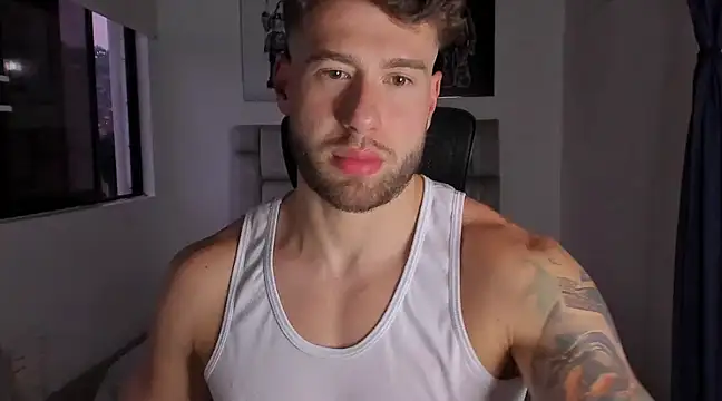 Snapshot of paul_rogerr chatting on 03.14.25 paul rogerr online show from 03.14.25