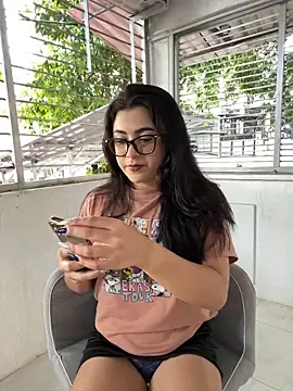 Natha Fantasy online show from 09.28.25