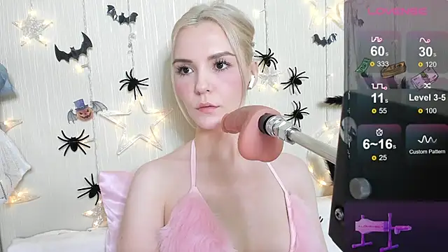 Kaya Devis online show from 11.01.25