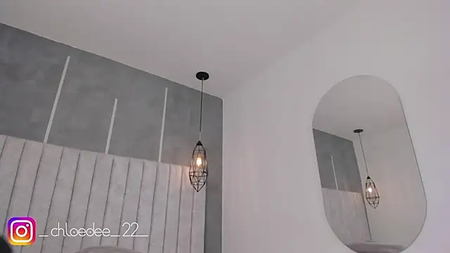 Snapshot of chloe_d chatting on 01.15.25 chloe d online show from 01.15.25