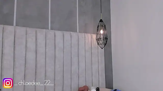 Snapshot of chloe_d chatting on 01.20.25 chloe d online show from 01.20.25