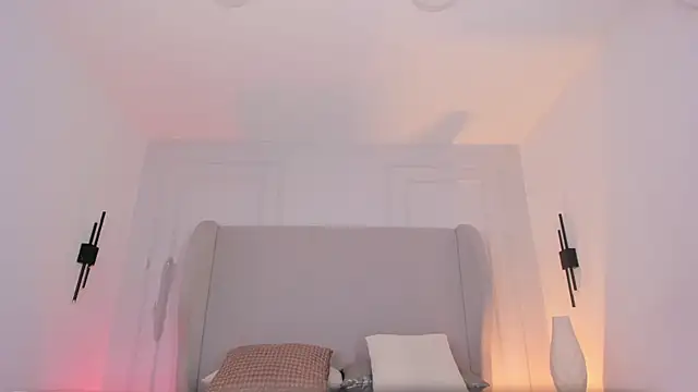 chloe d online show from 12.19.25