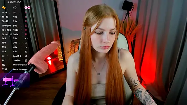 Snapshot of Mira__Blush chatting on 01.16.25 Mira Blush online show from 01.16.25