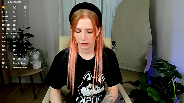 Snapshot of Mira__Blush chatting on 01.26.25 Mira Blush online show from 01.26.25