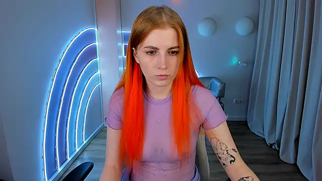 Snapshot of Mira__Blush chatting on 02.18.25 Mira Blush online show from 02.18.25