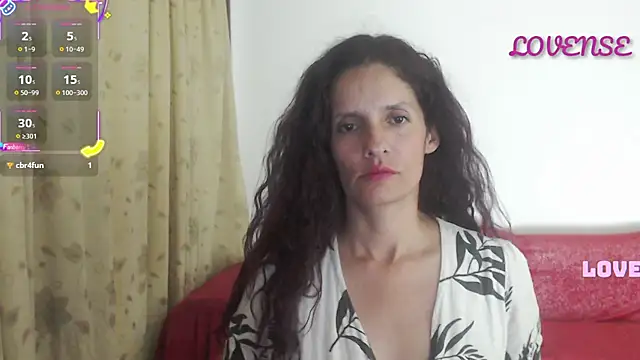 catalina duran1 online show from 10.26.25