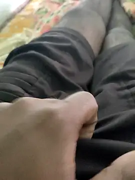 SILENT FUCKER 01 online show from 02.18.25