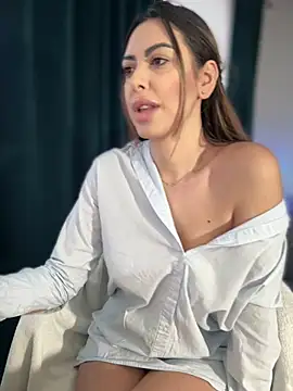 Snapshot of Flower_Pow3r chatting on 02.10.25 Flower Pow3r online show from 02.10.25