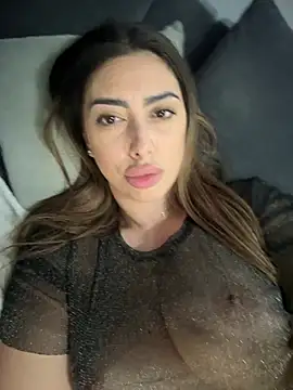 Snapshot of Flower_Pow3r chatting on 03.06.25 Flower Pow3r online show from 03.06.25